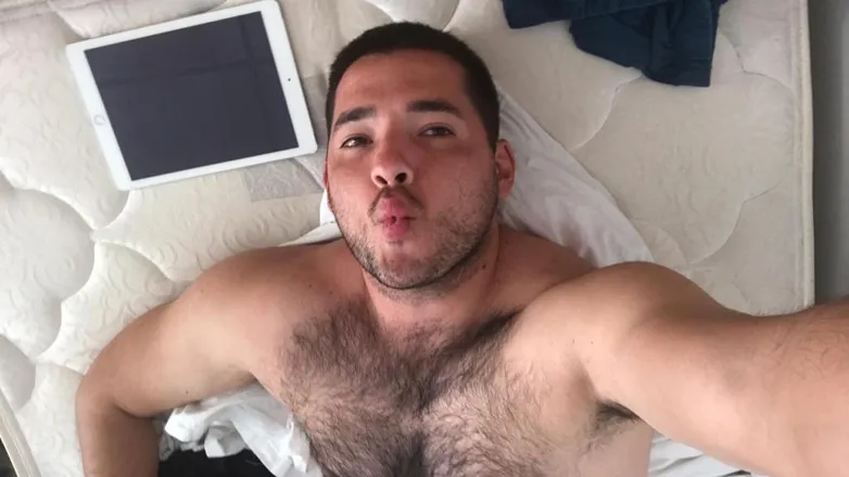 OnlyFans account  chulls header 2