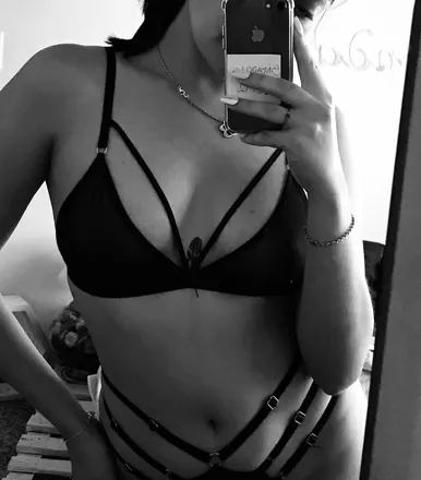OnlyFans cuenta bren_lisik header 2