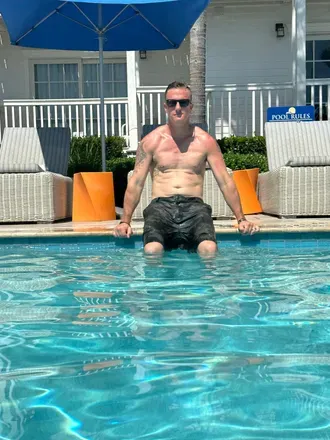 OnlyFans account  robman03 avatar 1