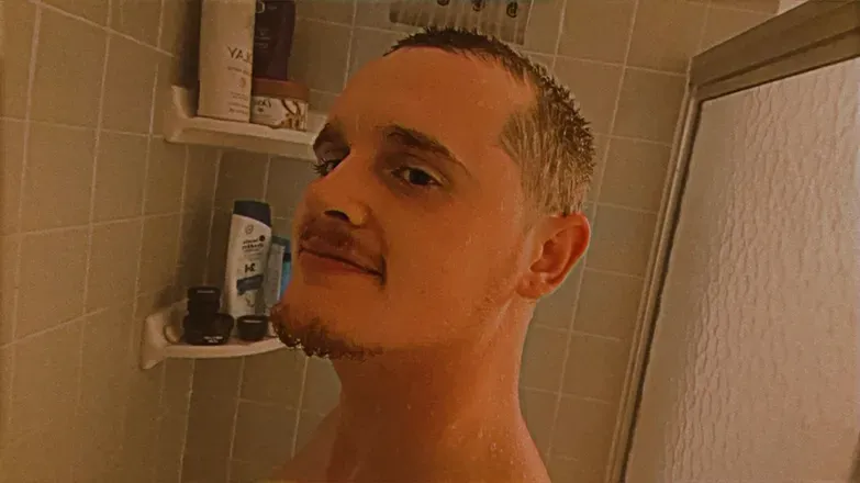 OnlyFans account  cravevalentino header 2