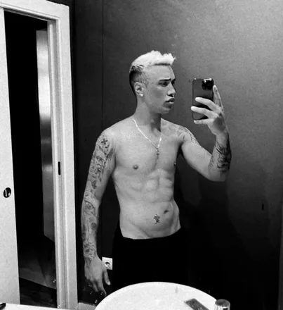 OnlyFans cuenta mike-barrio header 2