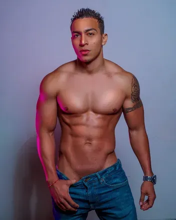 OnlyFans cuenta crisstom avatar 1