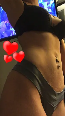 OnlyFans cuenta mamasmokealot4 header 2