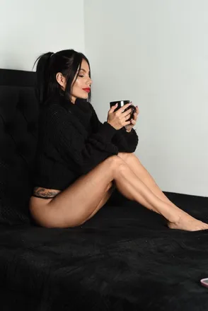 OnlyFans cuenta stefanyorozco header 2