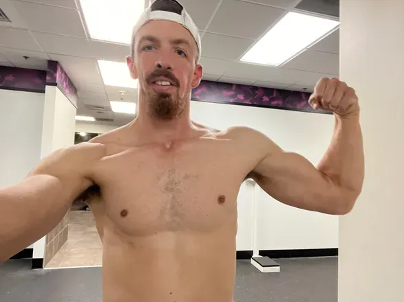 OnlyFans cuenta gymshowerbro avatar 1