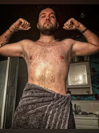 OnlyFans account  hareryjiggle header 2