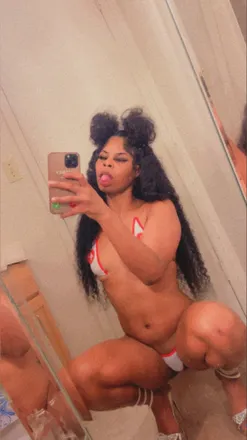 OnlyFans cuenta naehaa header 2