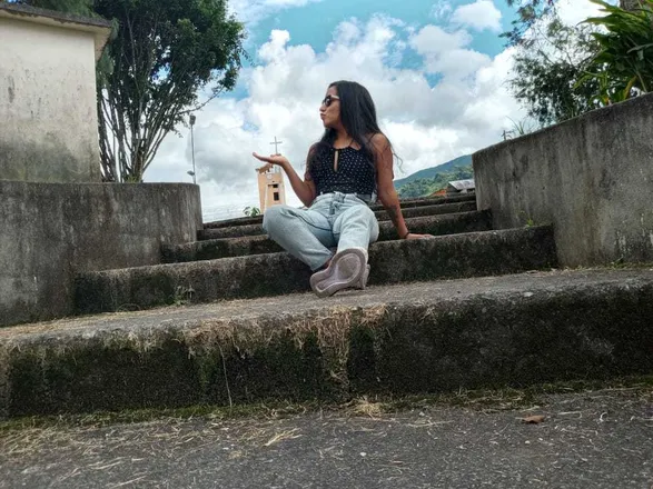 OnlyFans cuenta paola_quila98 header 2