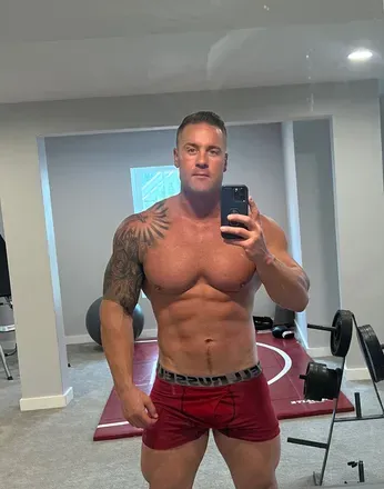 OnlyFans cuenta u17508634 header 2