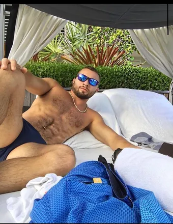 OnlyFans cuenta pedroramonusa header 2
