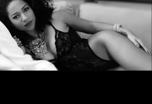 OnlyFans cuenta sara.by header 2
