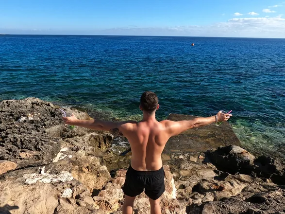 OnlyFans cuenta joeyjofficial header 2