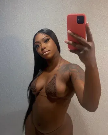 OnlyFans cuenta wilderthanmost avatar 1