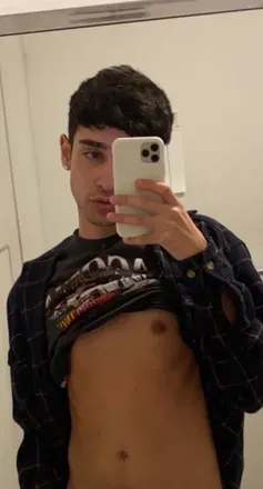 OnlyFans cuenta juliavnxx avatar 1