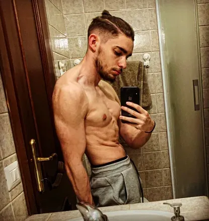 OnlyFans cuenta fede2410 avatar 1