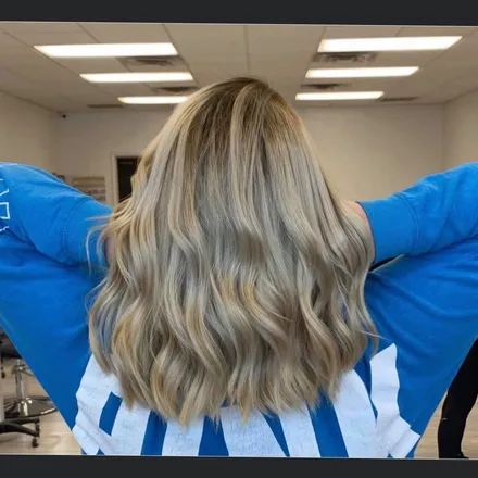 OnlyFans account  blondiegirl22 header 2