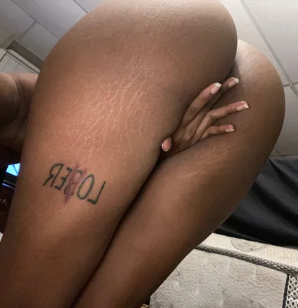 OnlyFans cuenta urfav.loserr header 2