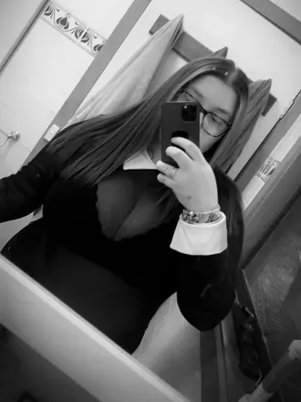 OnlyFans account  missmarlee avatar 1