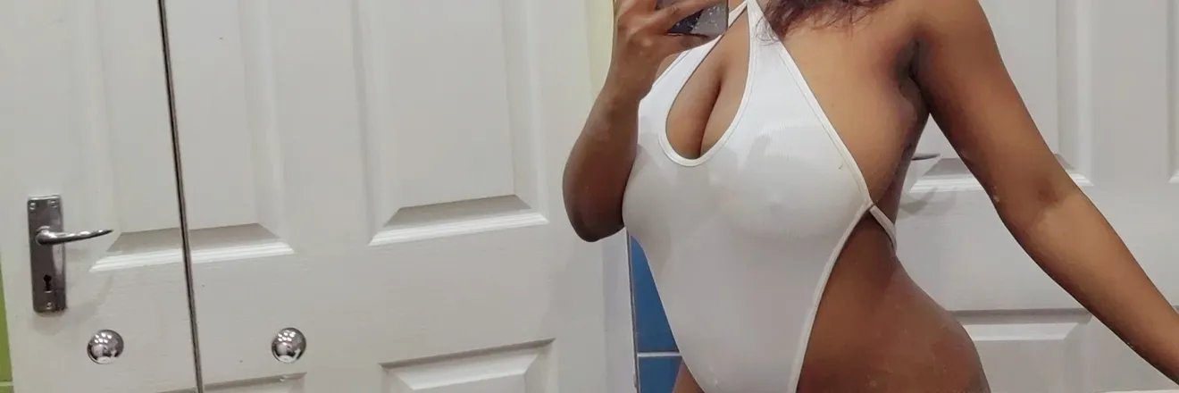OnlyFans cuenta pussy_universe header 2