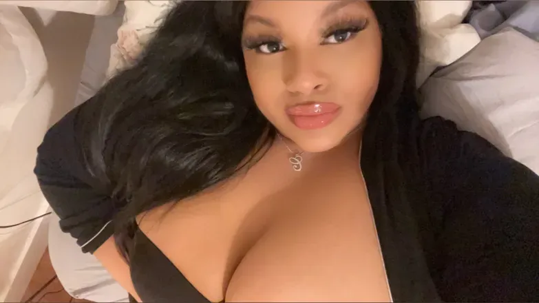 OnlyFans cuenta karolinadreams header 2
