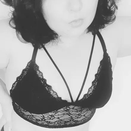 OnlyFans cuenta curvyral header 2