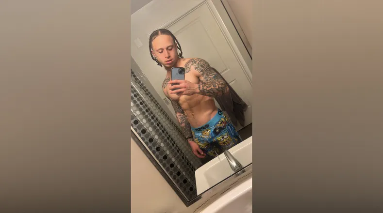 OnlyFans cuenta cheekfreak60 header 2