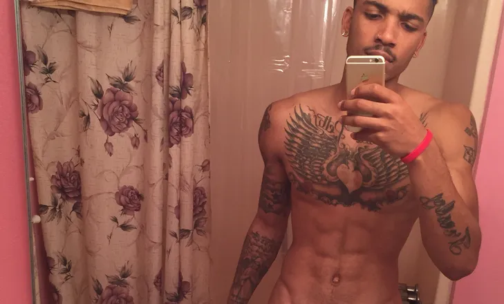 OnlyFans cuenta teehardy12 header 2