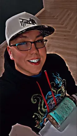 OnlyFans account  jizzybizz avatar 1