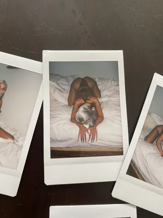OnlyFans account  anutka header 2