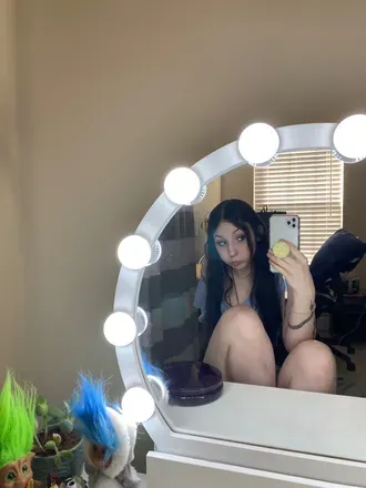 OnlyFans cuenta chlxxann header 2