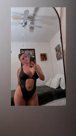 OnlyFans cuenta myamichelle4 previous_avatars_1 3