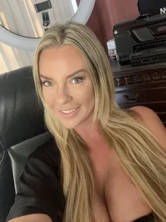 OnlyFans cuenta big_titty_lauren avatar 1