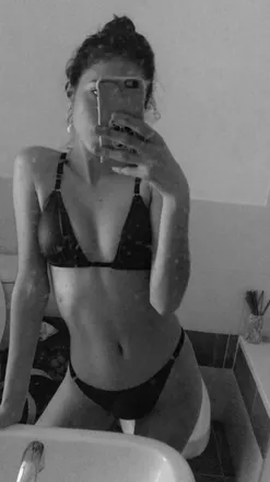 OnlyFans cuenta amelie.7 header 2