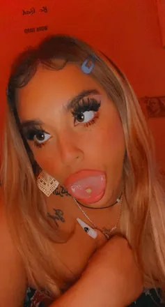 OnlyFans cuenta mercedesbeaute2 header 2