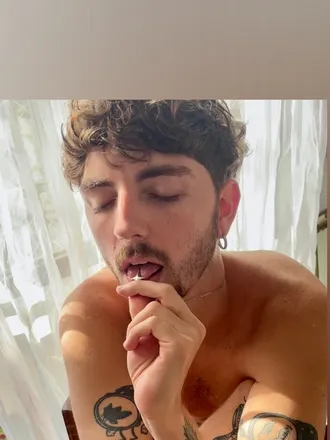 OnlyFans cuenta imnagini header 2