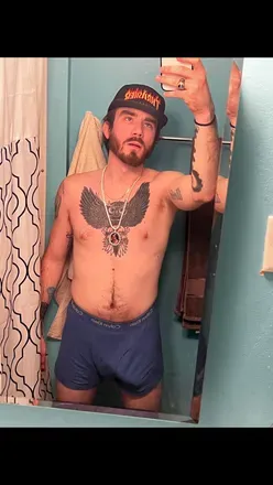 OnlyFans cuenta hrny_stoner710 avatar 1