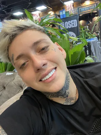 OnlyFans account  erickzac header 2