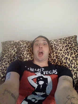 OnlyFans cuenta dr-pissface header 2