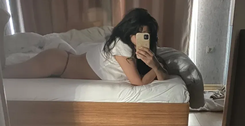 OnlyFans account  taleof header 2