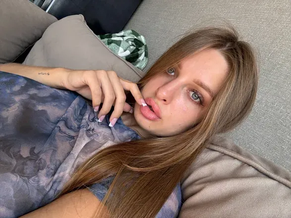 OnlyFans cuenta maya.blu header 2