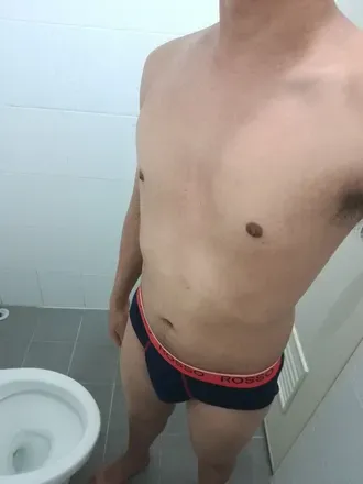 OnlyFans of artyboy540