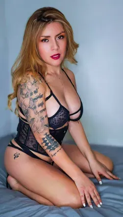 OnlyFans cuenta vnessa11 header 2