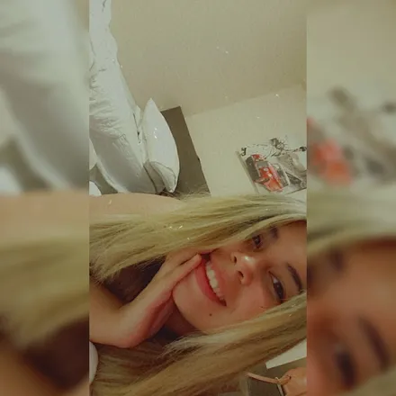 OnlyFans cuenta marianana20 header 2