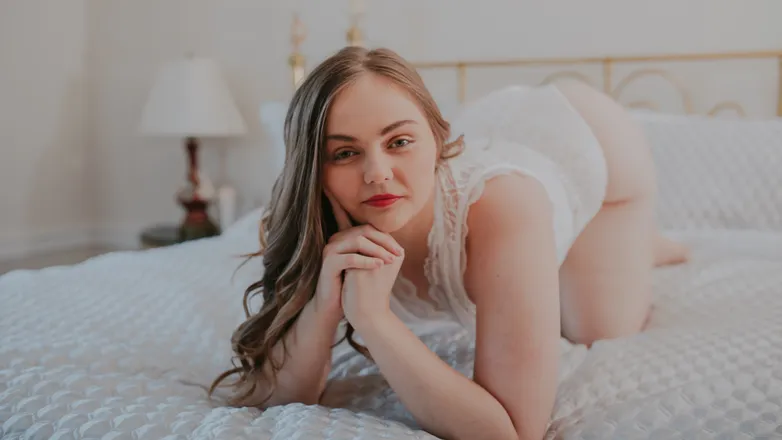 OnlyFans cuenta curvycutie129 header 2