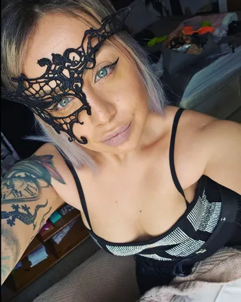 OnlyFans cuenta elizabethink header 2