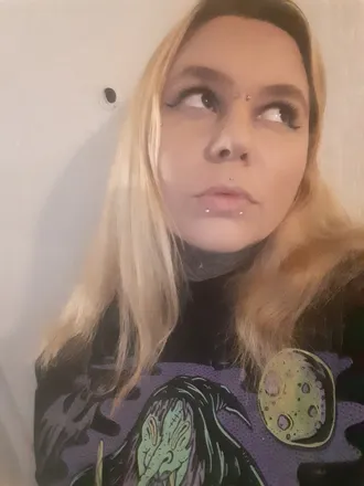 OnlyFans account  buttercupxxxx header 2