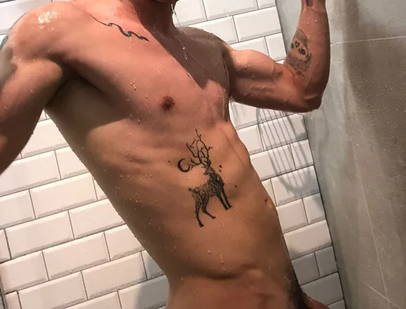 OnlyFans cuenta u180850175 header 2