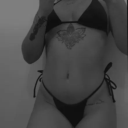 OnlyFans cuenta alessia24mv avatar 1