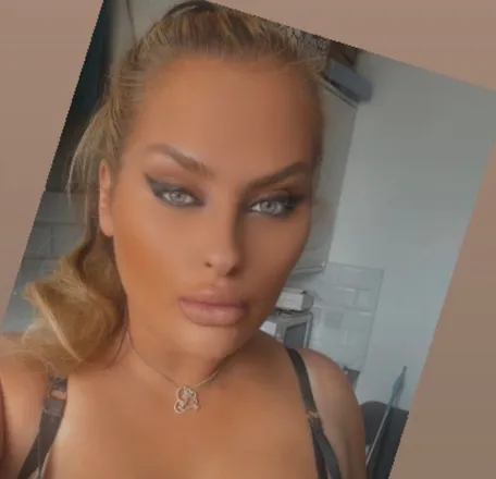 OnlyFans cuenta u4387484 header 2