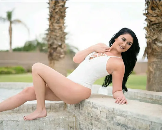 OnlyFans cuenta michellechristine header 2